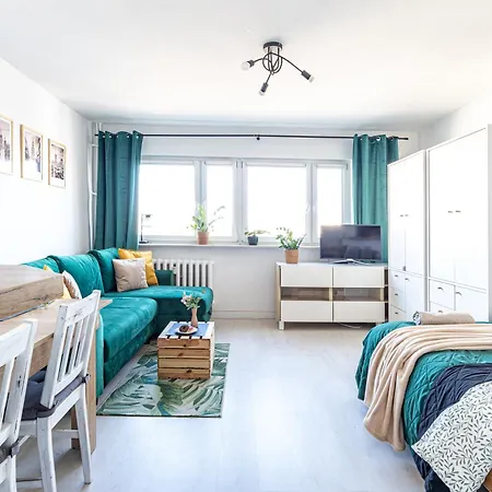 Czerniakowska 115 Superapart Апартаменты